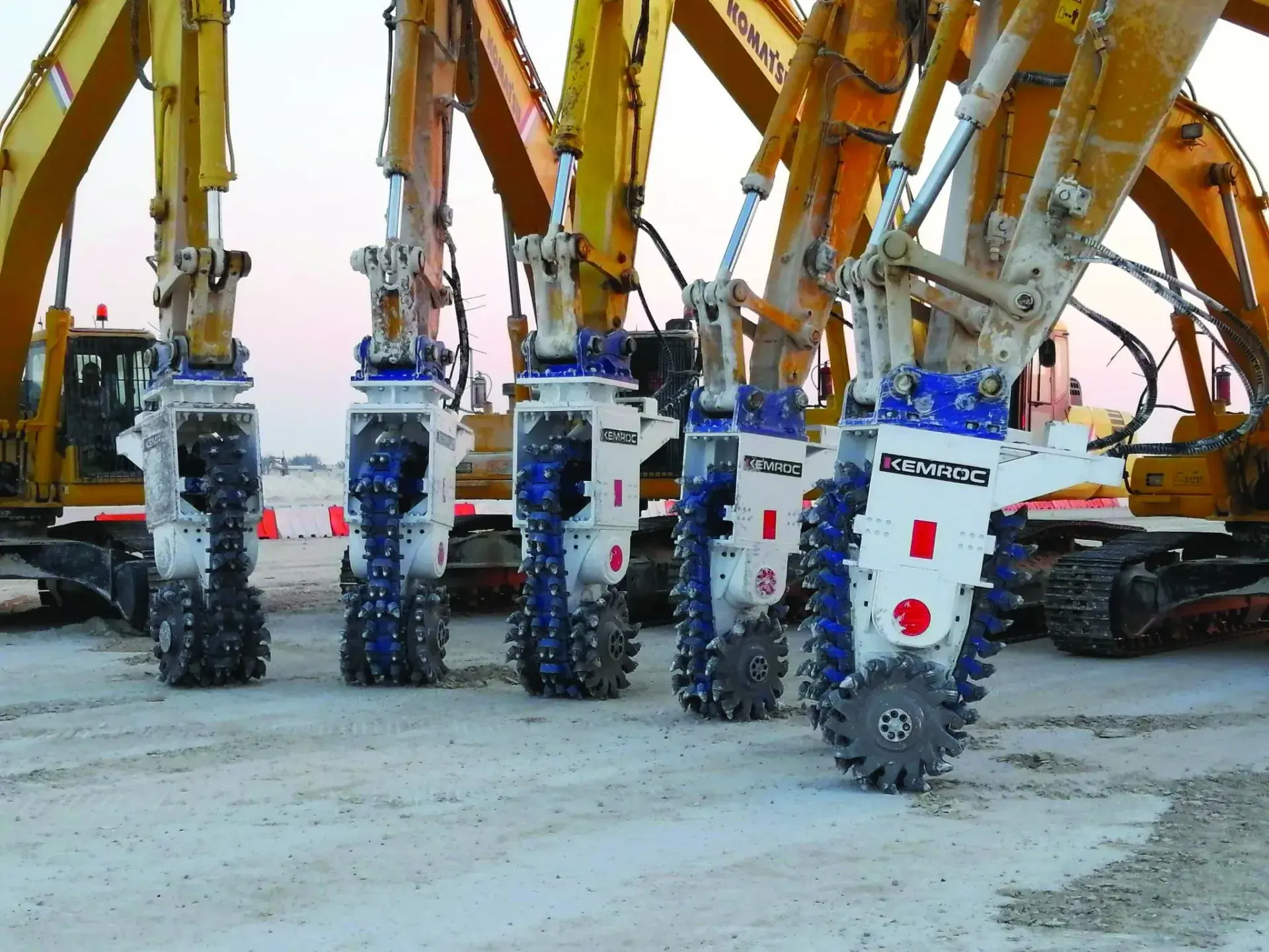 ÉQUIPEMENTS HYDRAULIQUES