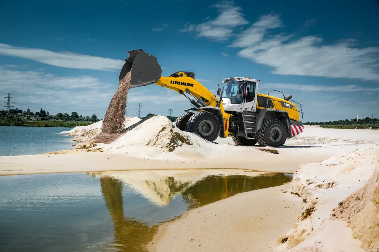 Liebherr L 580 XPower — vue de profil, transmission XPower et capacite de levage