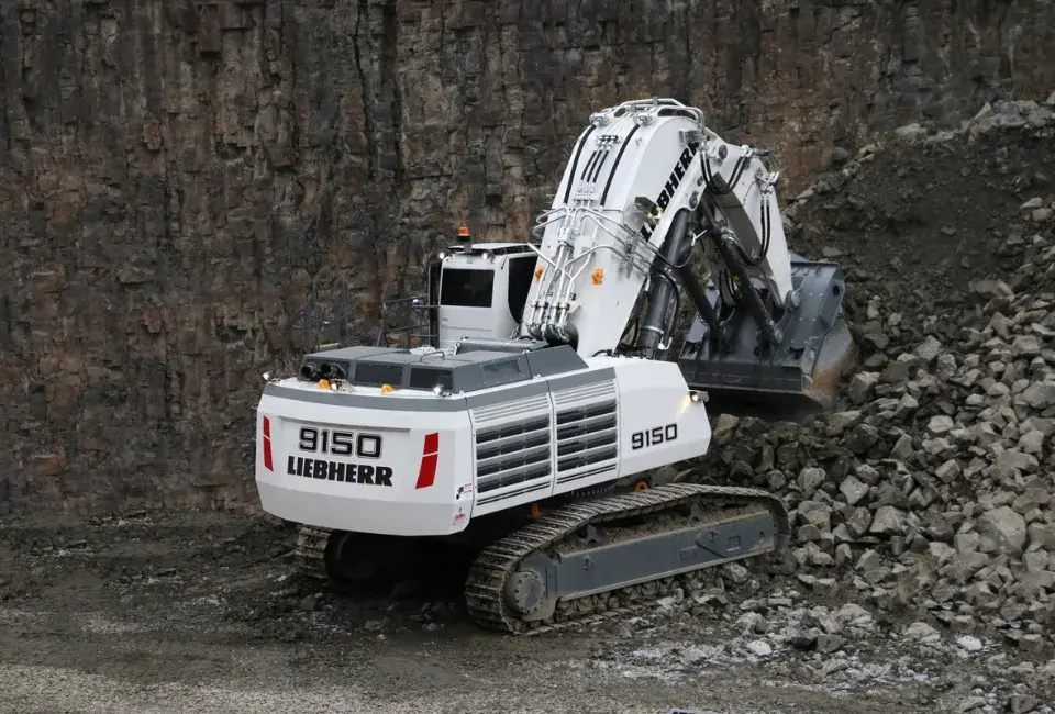 Liebherr R 9150 G7 — Pelles minières