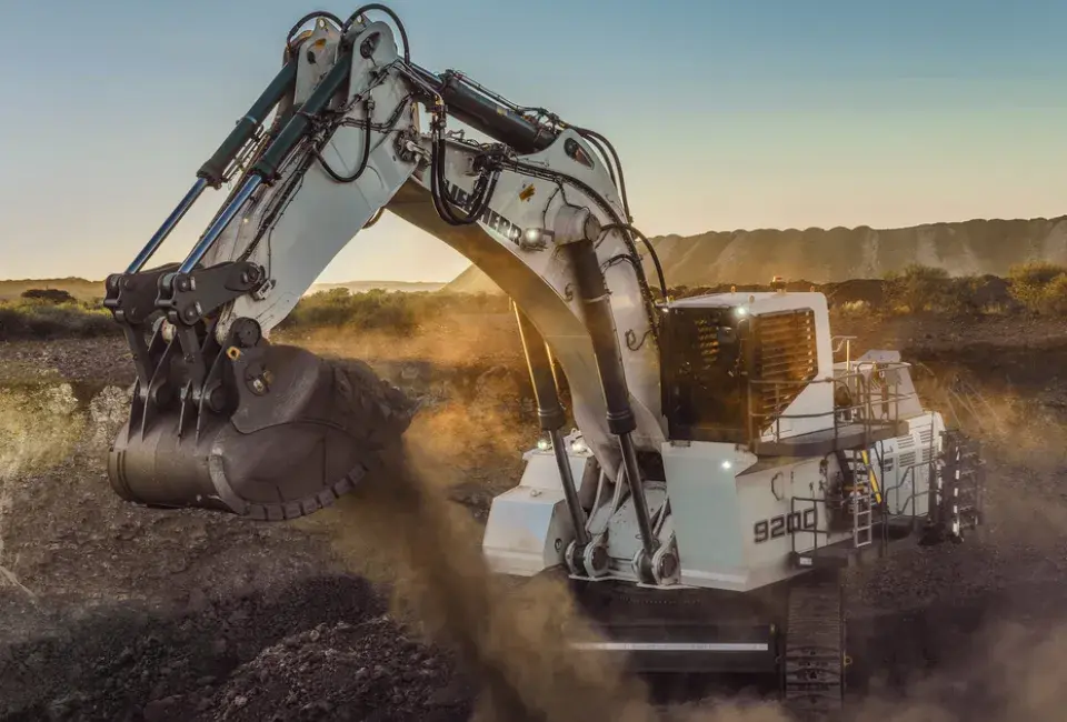 Liebherr R 9200 G7 — Pelles minières