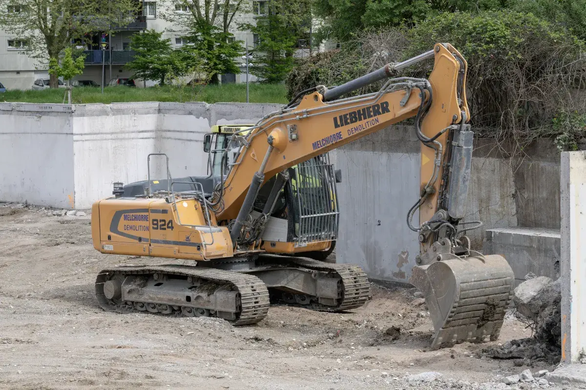Hydraulic excavators