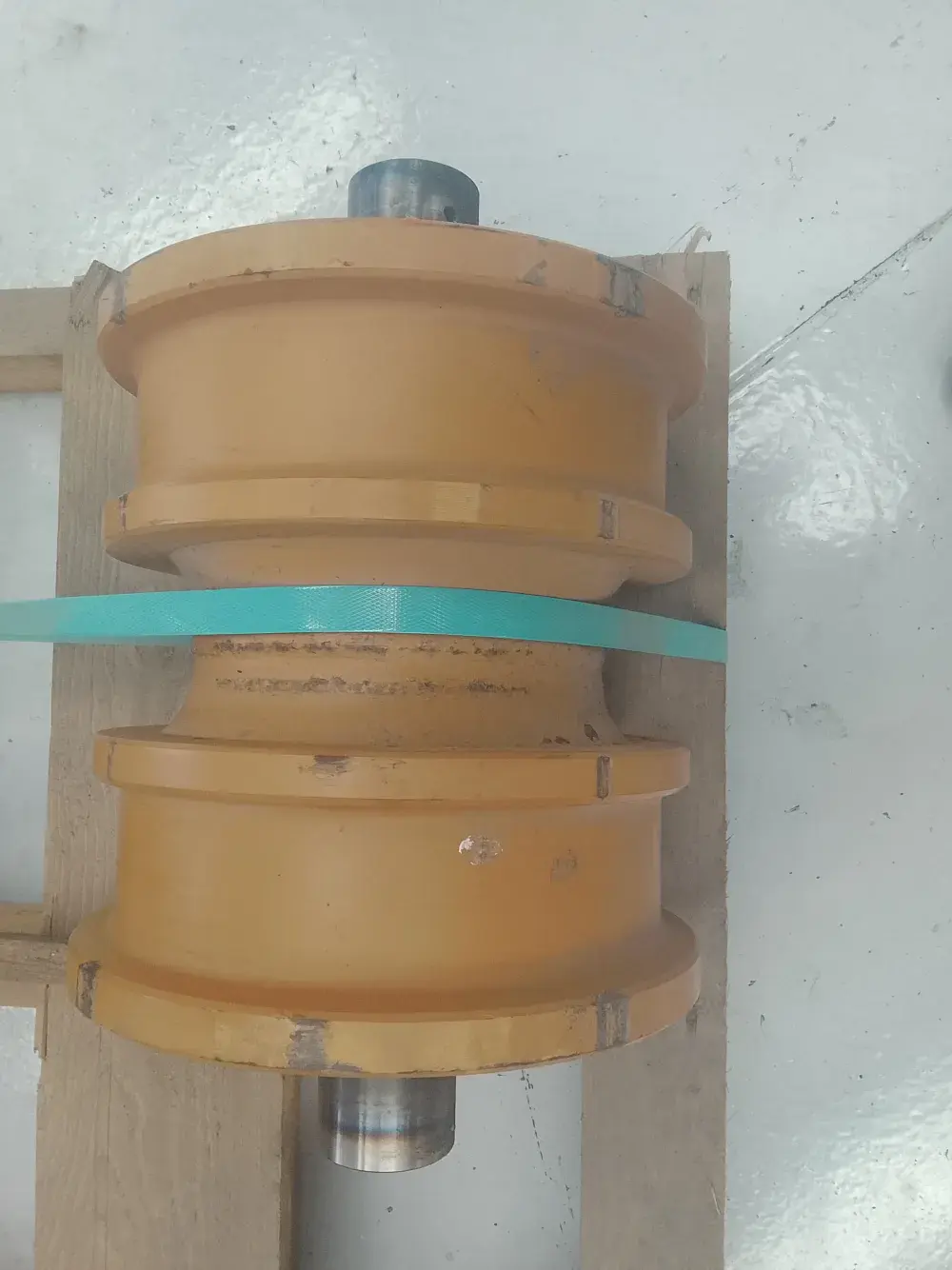 GALET INFERIEUR DOUBLE FLASQUE - Ø245MM